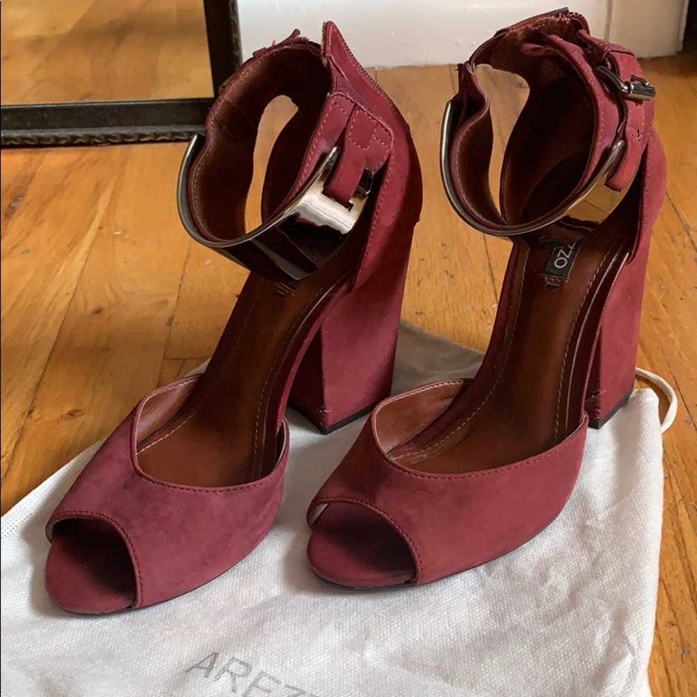 Brazilian block heels